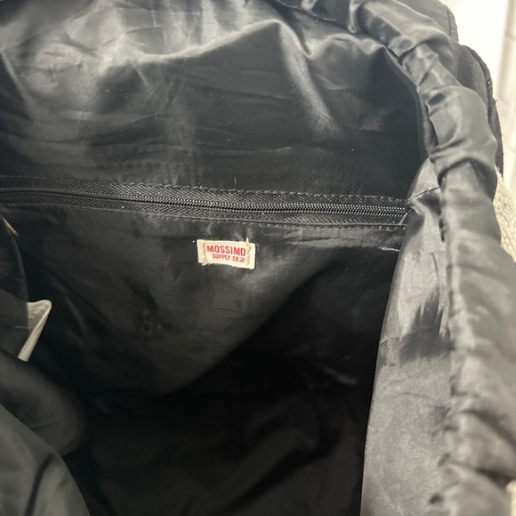 Mossimo Backpack - Picture 4 of 6